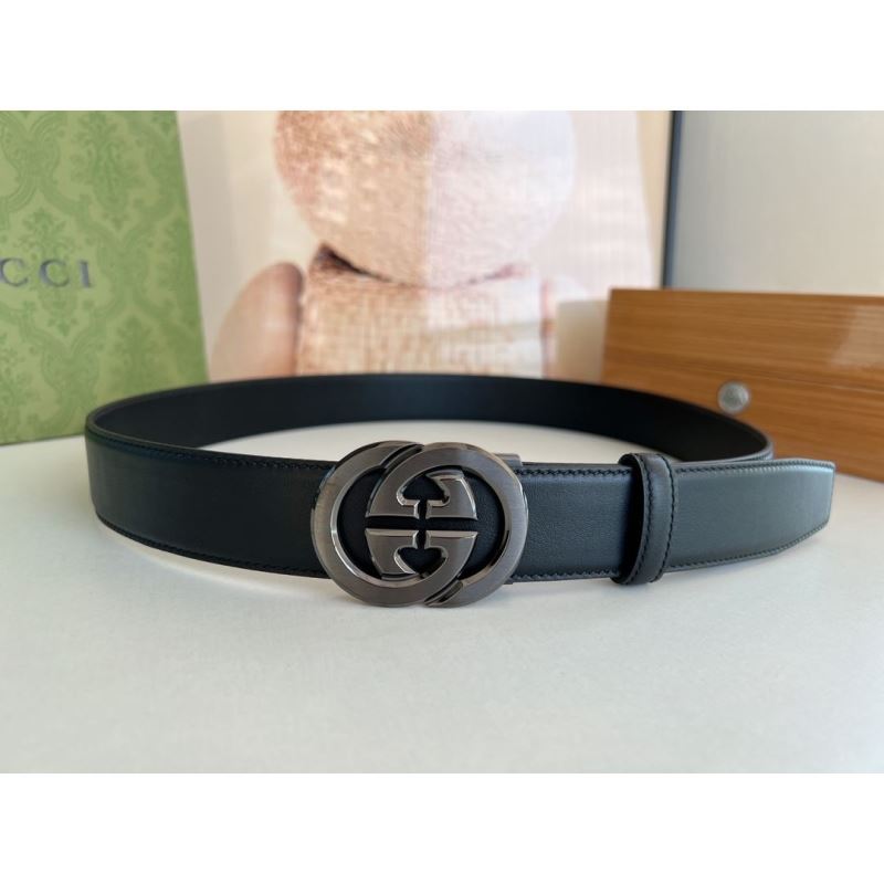 G*u*i belts